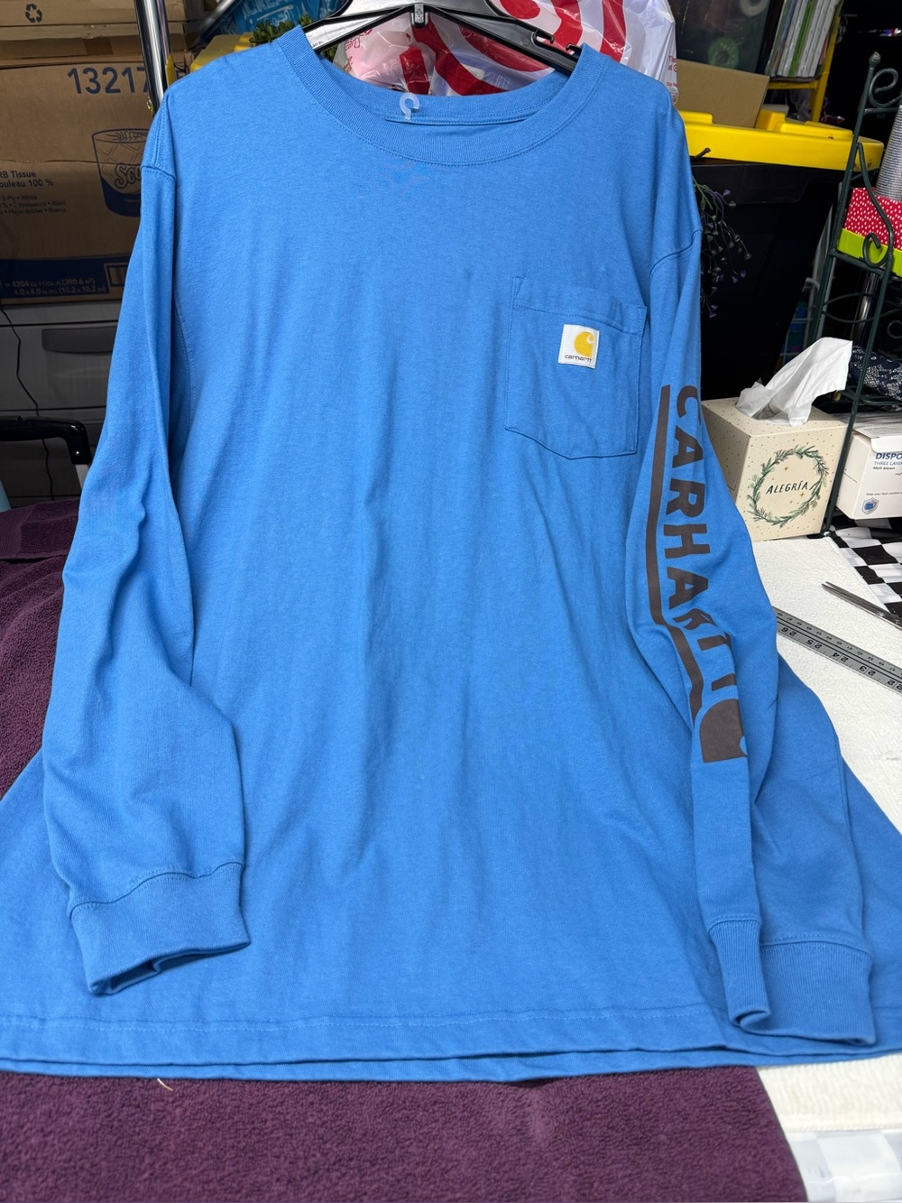 Mens XL Carhartt logo long sleeve shirt